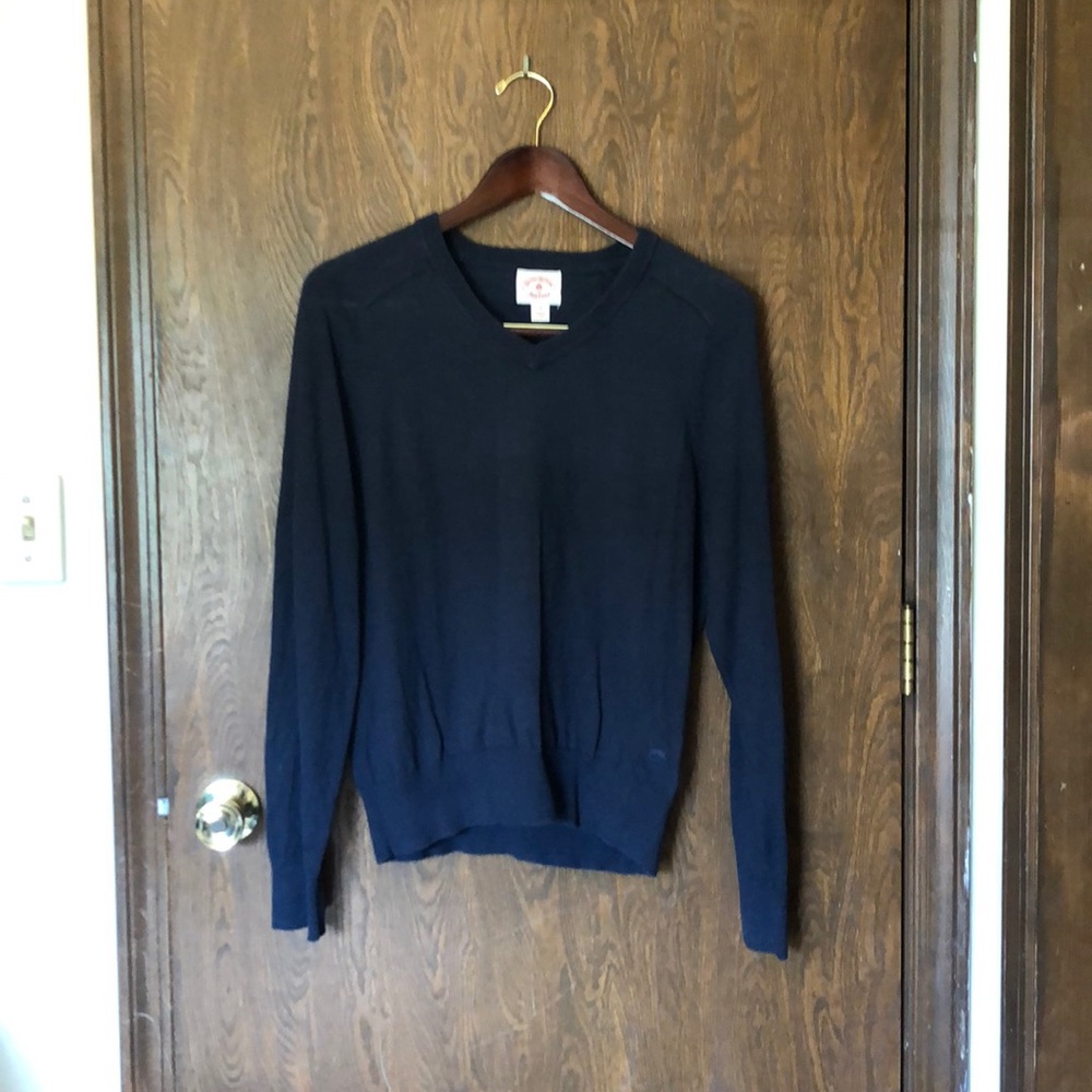 Brooks Brothers Men’s V-Neck Sweater
